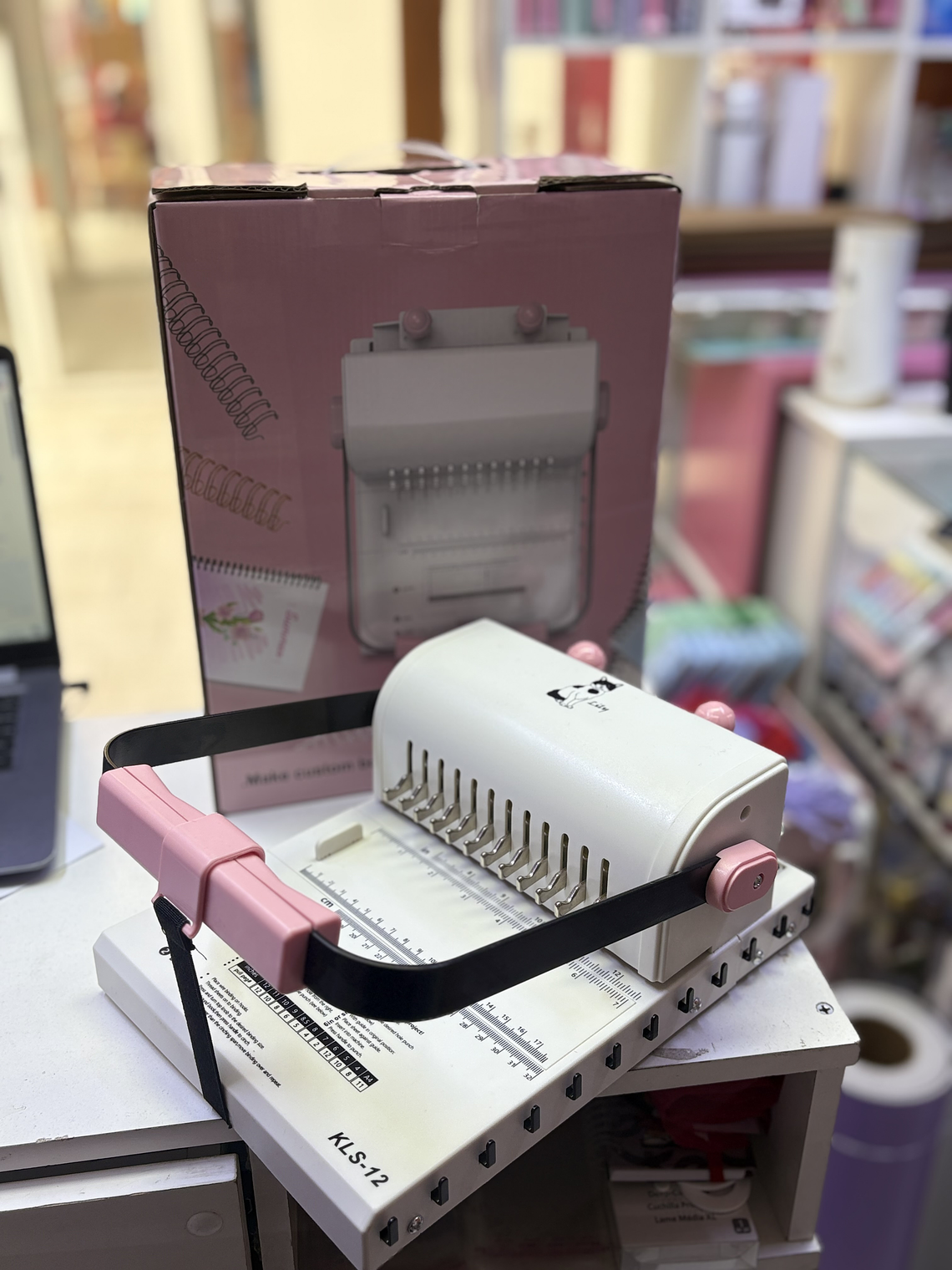 Encuadernadora cinch lily  1