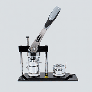 Máquina de chapitas + Matriz 58 mm 