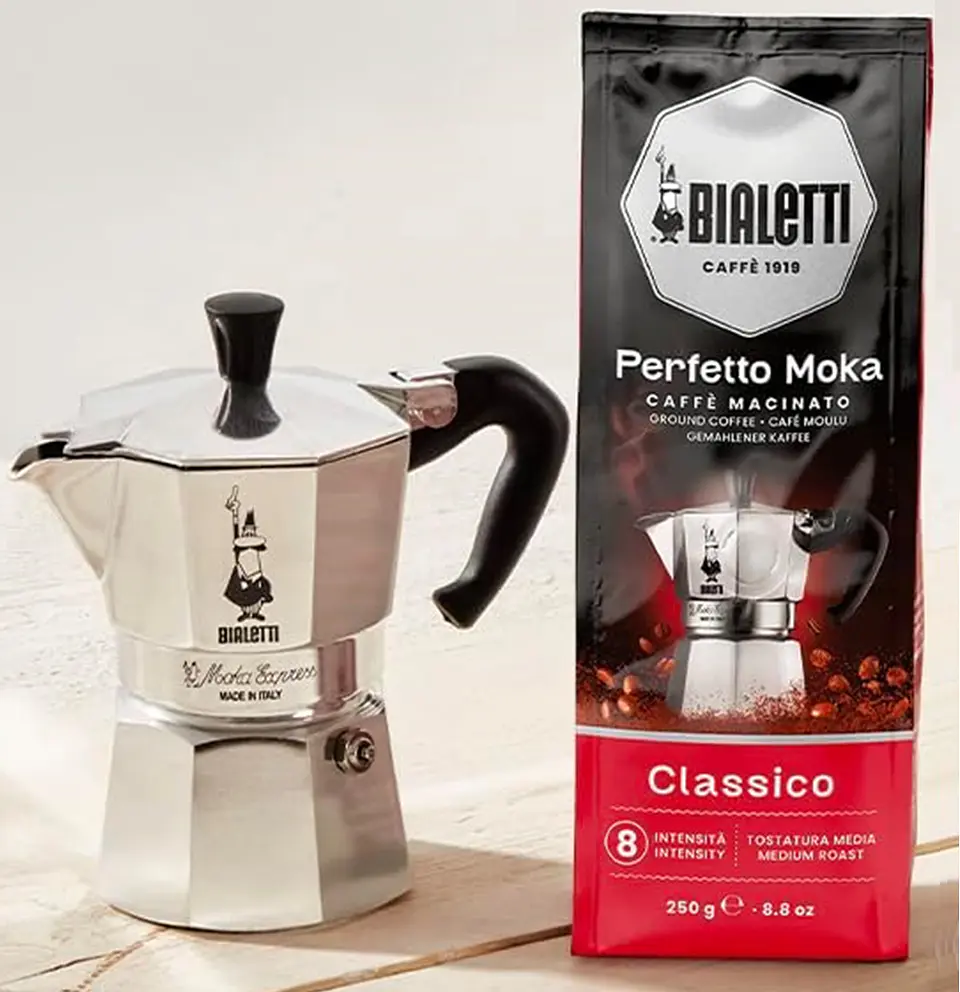 Cafetera Moka Italiana Bialetti 3 Tazas y Café Bialetti Molido Perfetto Moka 250gr 3