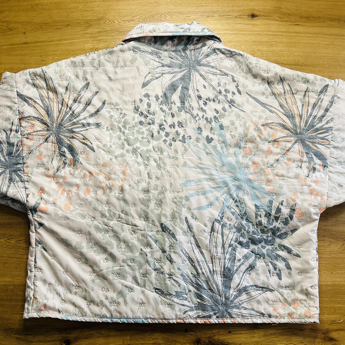 Chaqueta acolchada estilo Kimono Oversized  3