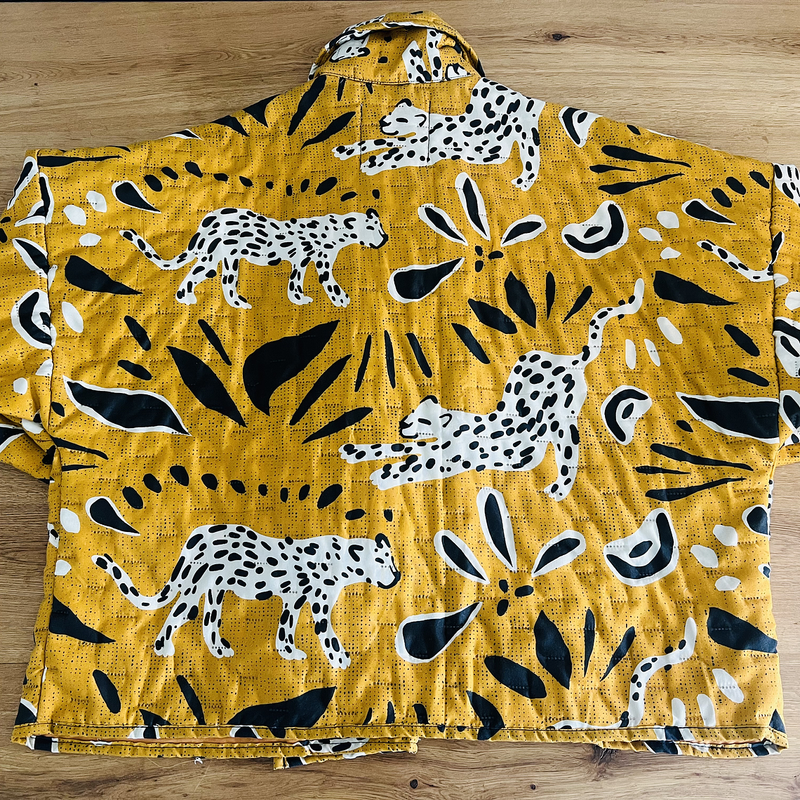 Chaqueta acolchada estilo Kimono Oversized  3