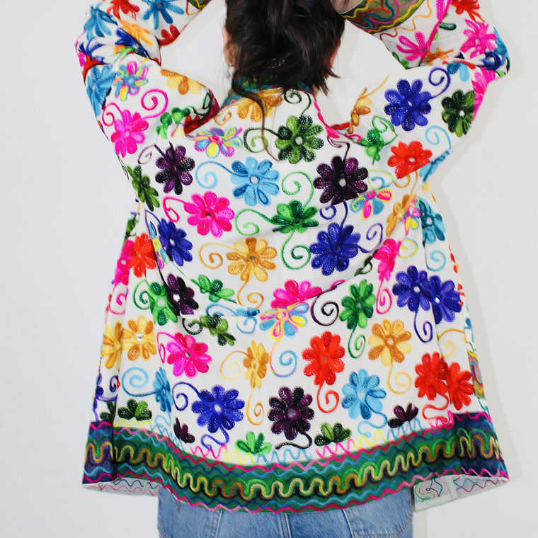 Kimono Bordado talla M 3