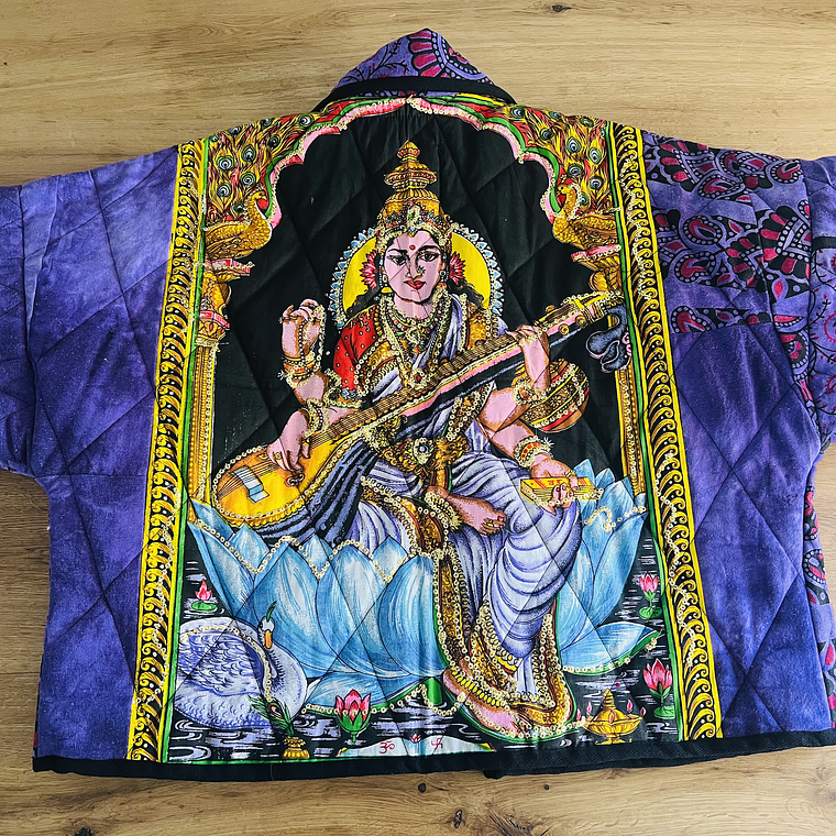 Chaqueta acolchada estilo kimono overzised 3