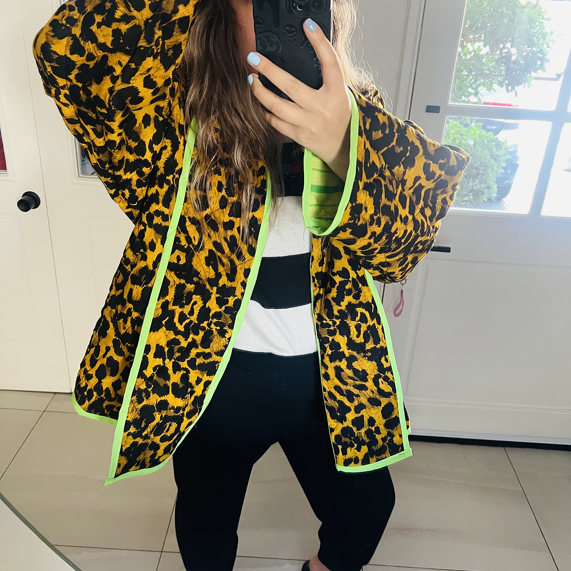 Chaqueta acolchada estilo kimono overzised 4