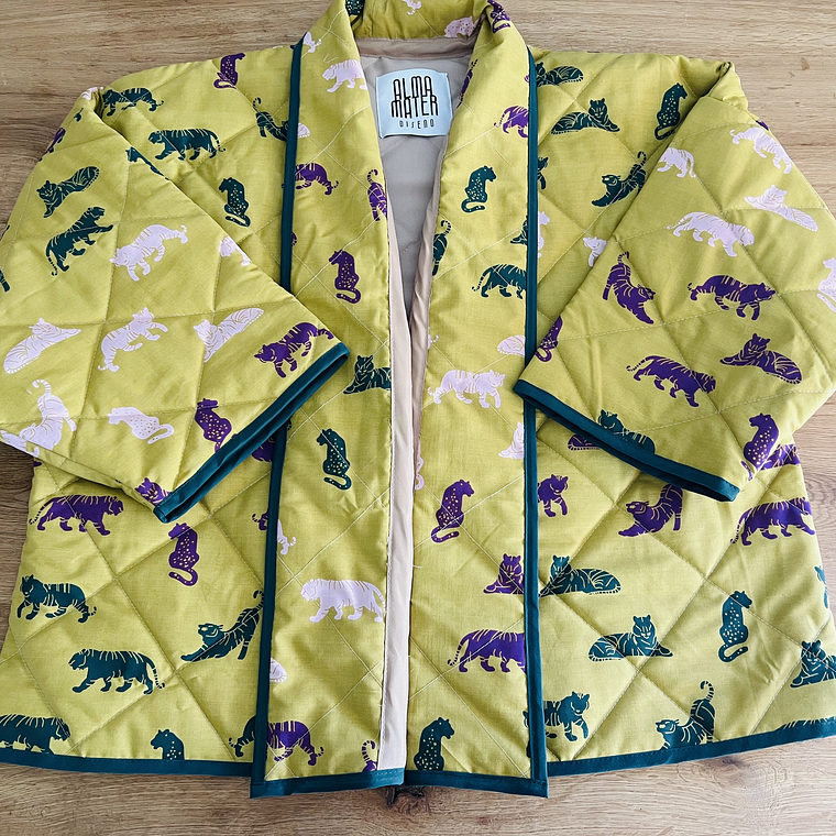 KIMONO ACOLCHADO ESTILO QUILT OVERSIZED 1