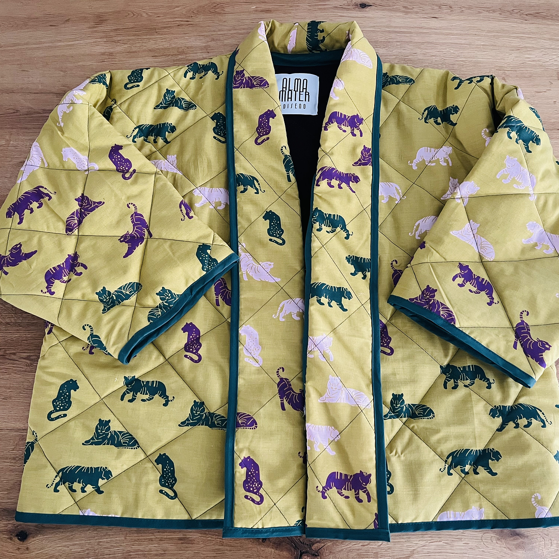 KIMONO ACOLCHADO ESTILO QUILT OVERSIZED  1