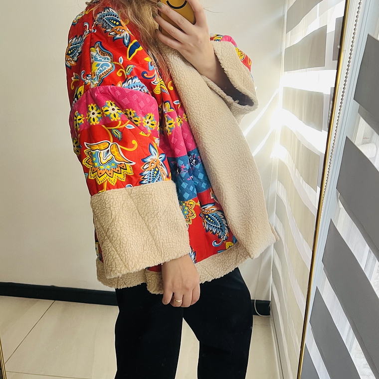 KIMONO ACOLCHADO CHIPORRO OVERSIZED 4