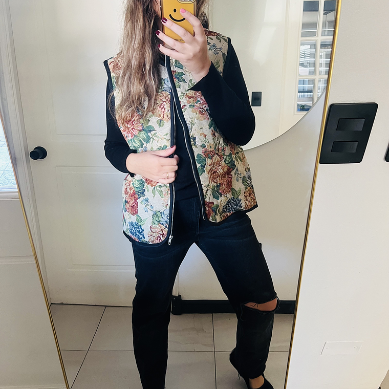 CHAQUETA SIN MANGAS 5