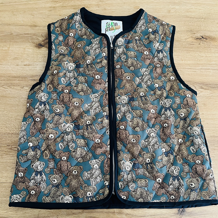 CHAQUETA SIN MANGAS 1