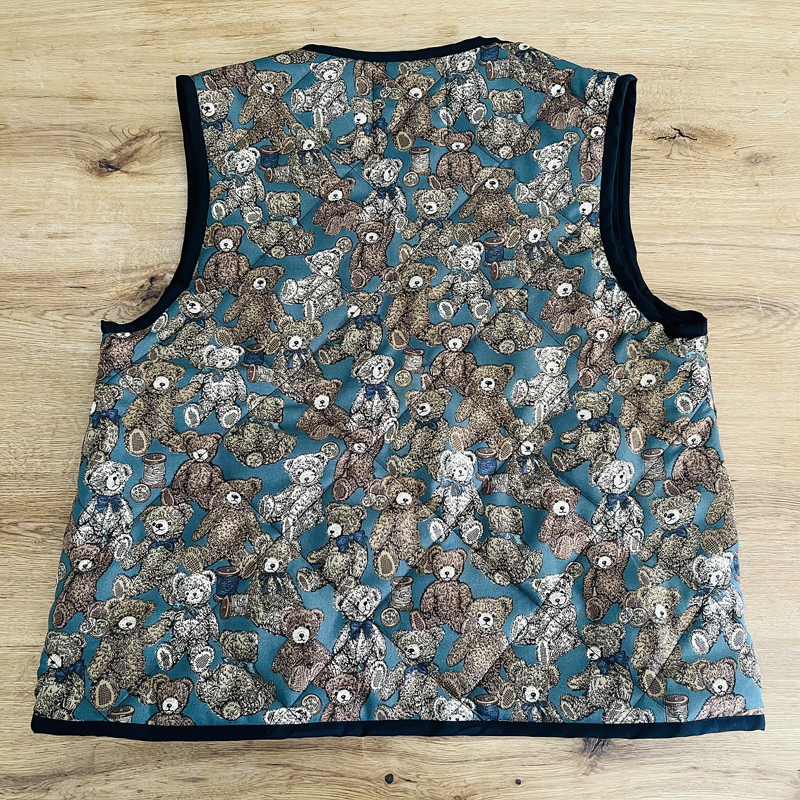 CHAQUETA SIN MANGAS 2