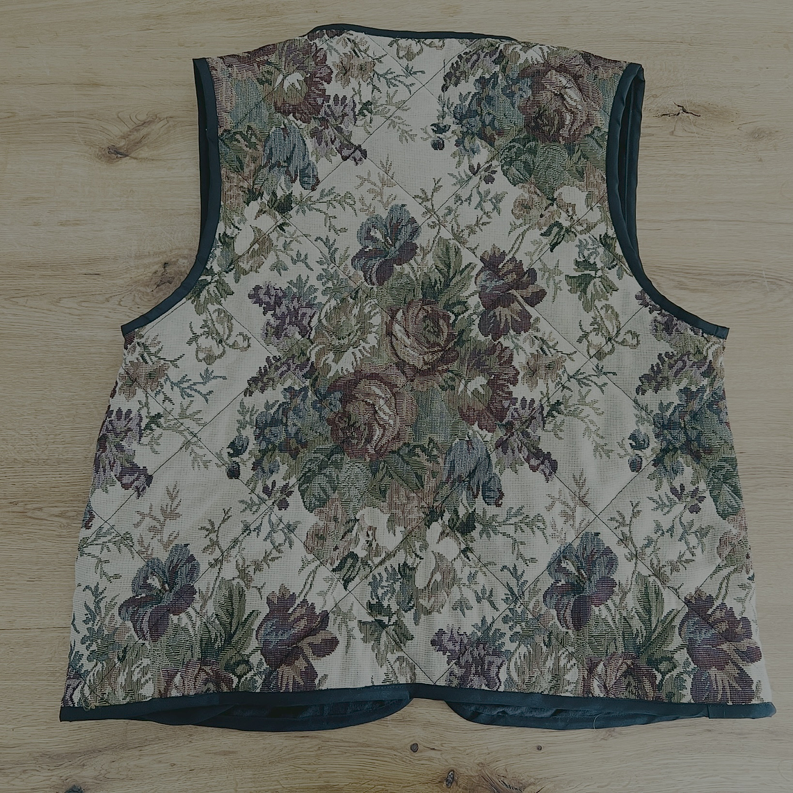 CHAQUETA SIN MANGAS 2