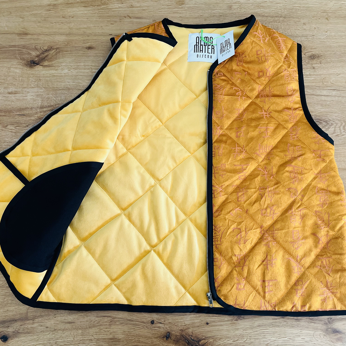 CHAQUETA SIN MANGAS 3