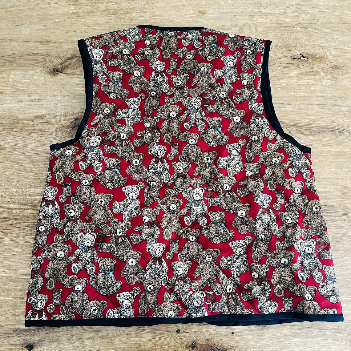 CHAQUETA SIN MANGAS 2