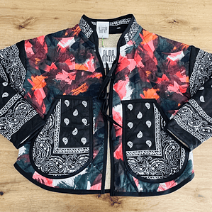 CAZADORA QUILT CON CHIPORRO