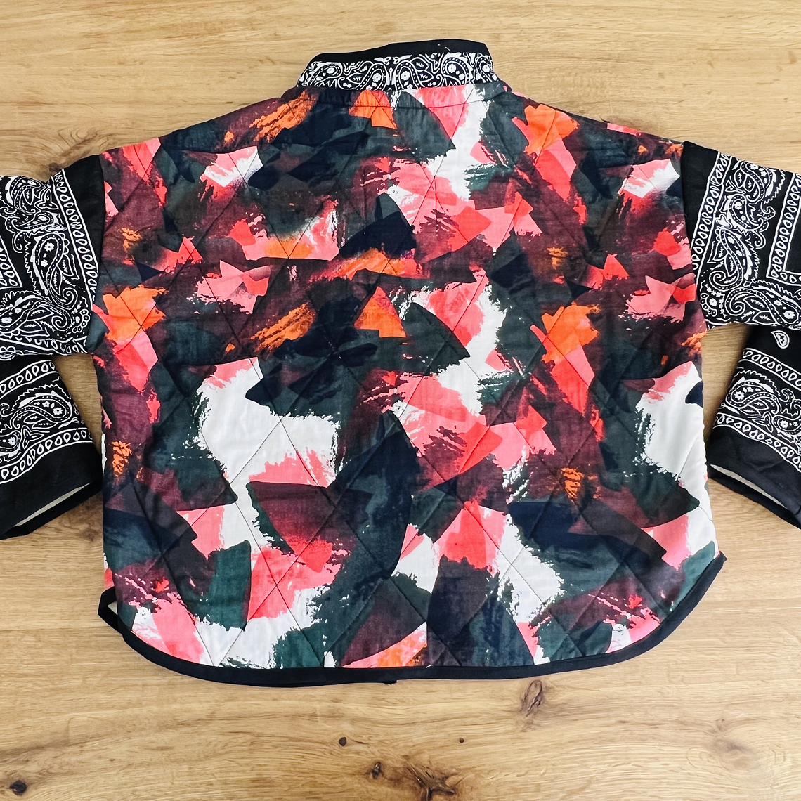 CAZADORA QUILT CON CHIPORRO 2