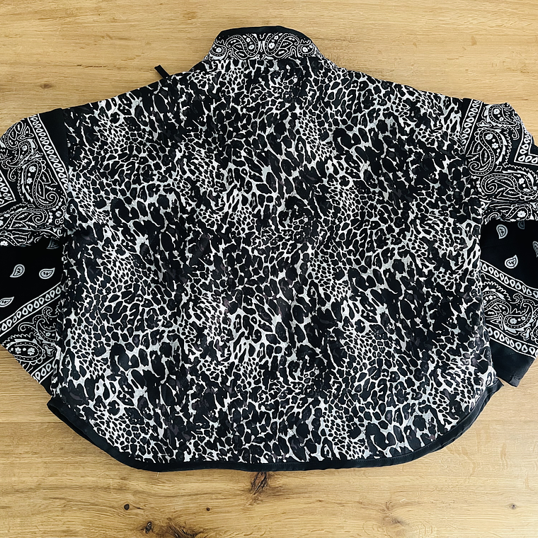 CAZADORA QUILT CON CHIPORRO 3