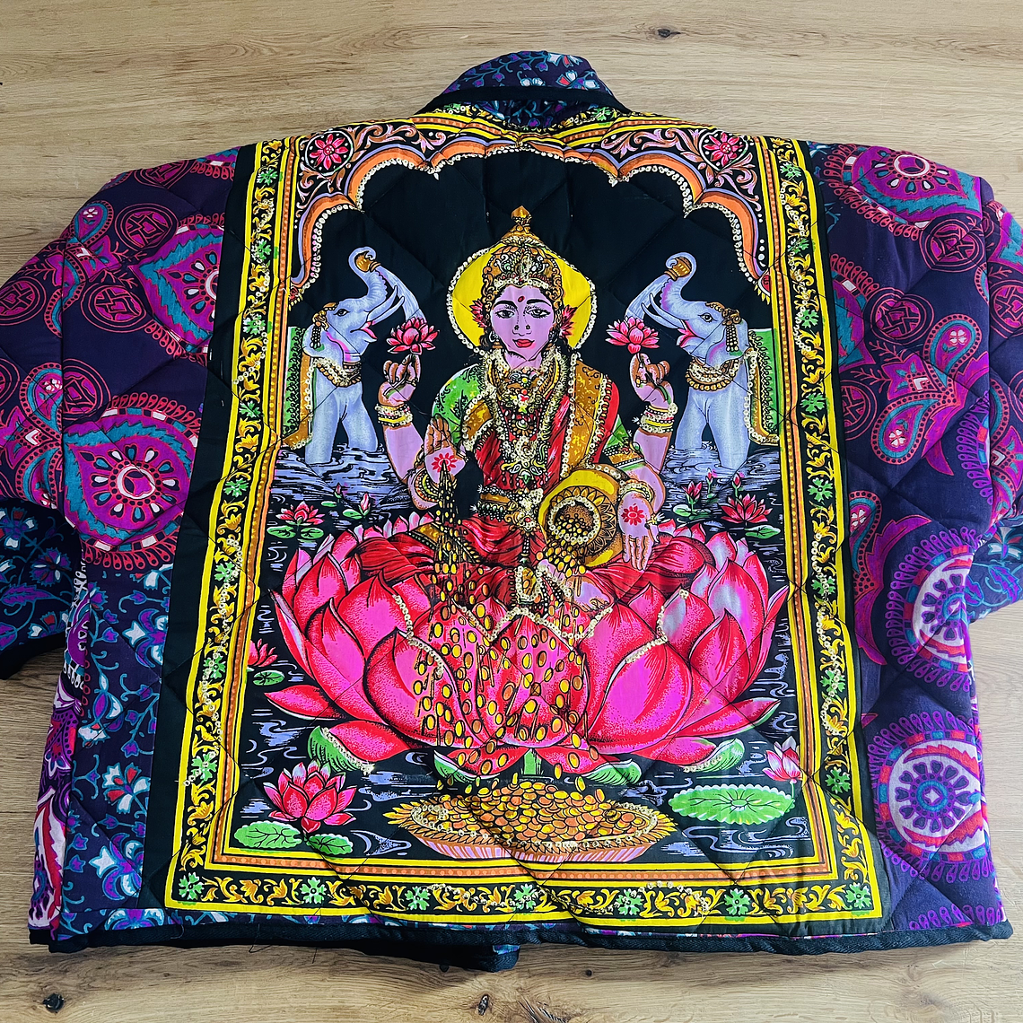 KIMONO ACOLCHADO ESTILO QUILT OVERSIZED 1