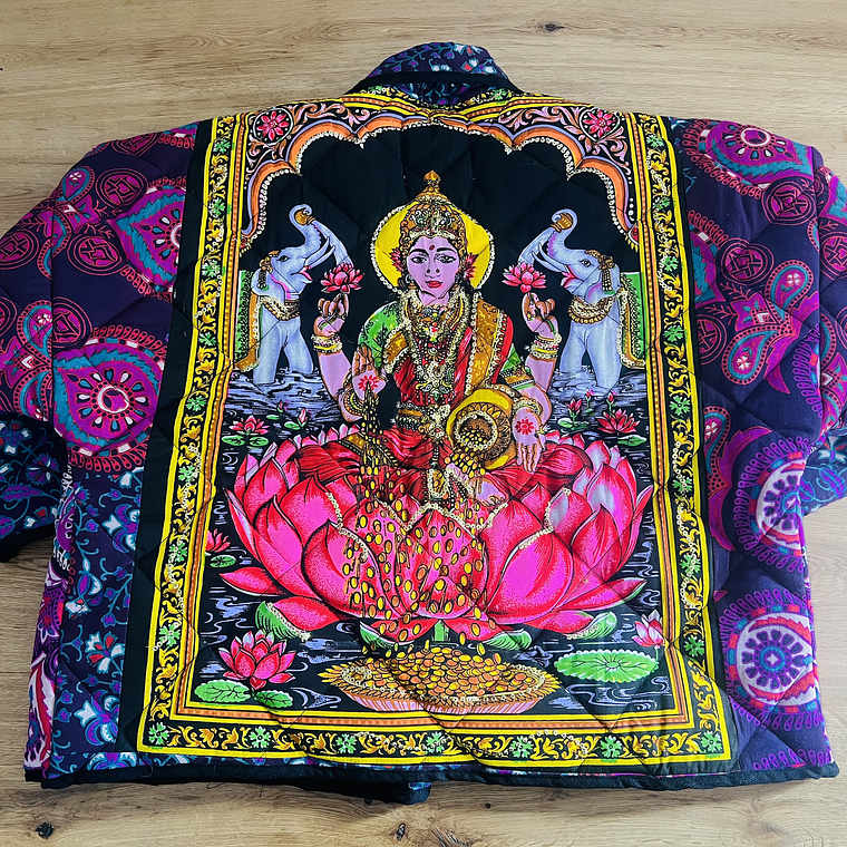 KIMONO ACOLCHADO ESTILO QUILT OVERSIZED 1