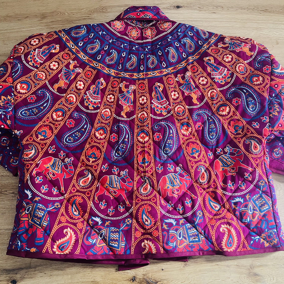 KIMONO ACOLCHADO ESTILO QUILT OVERSIZED 2