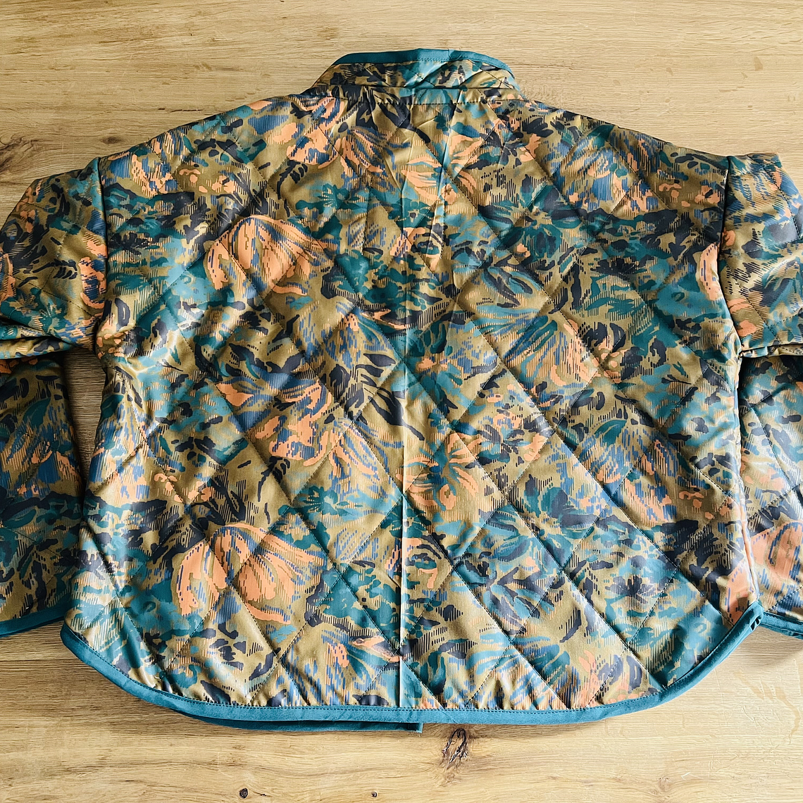 CAZADORA QUILT CON CHIPORRO 3