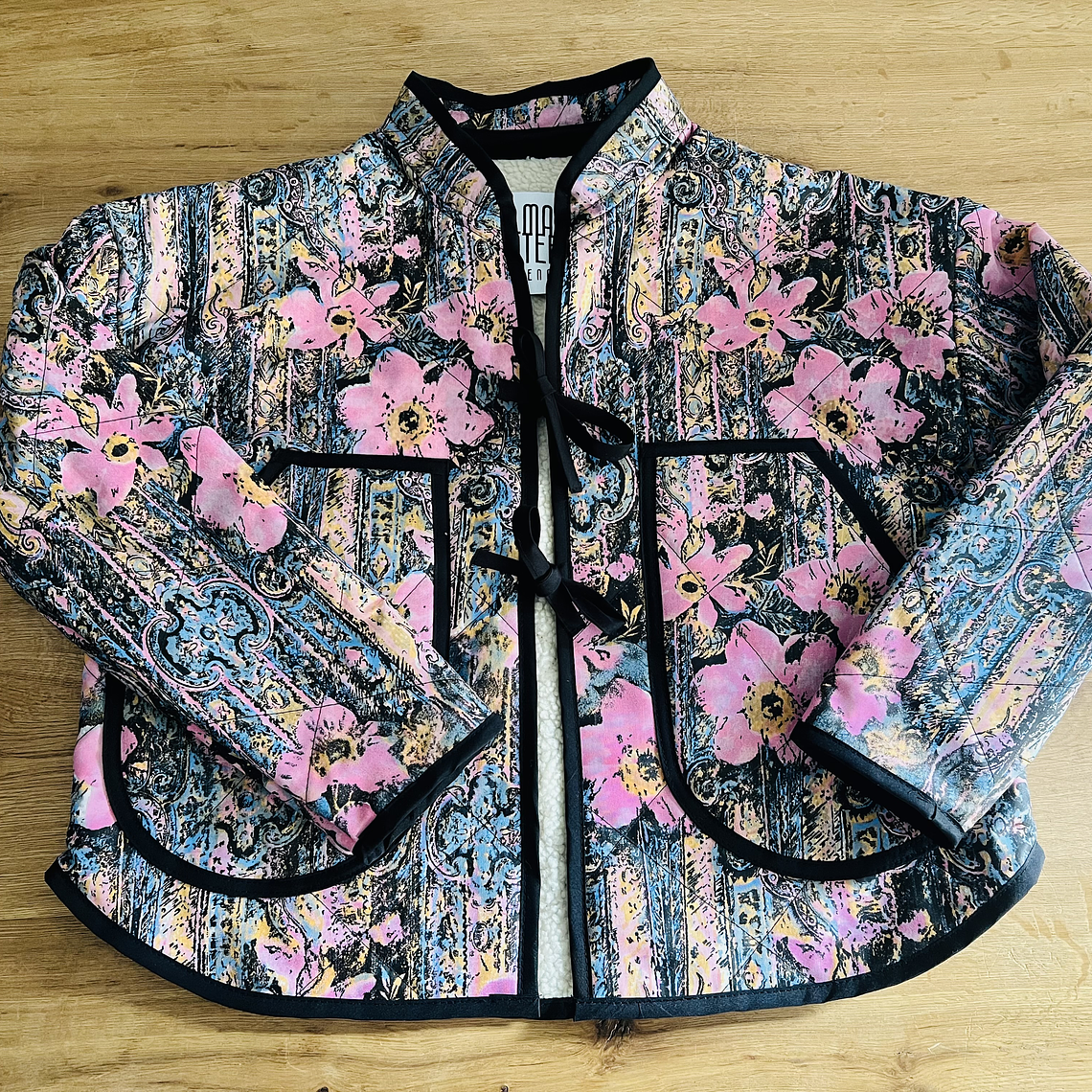 CAZADORA QUILT CON CHIPORRO  1