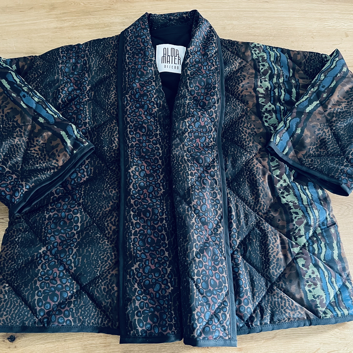 KIMONO ACOLCHADO ESTILO QUILT OVERSIZED  1
