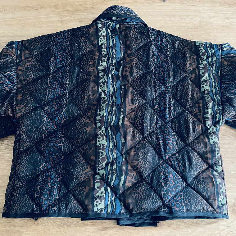 KIMONO ACOLCHADO ESTILO QUILT OVERSIZED  3