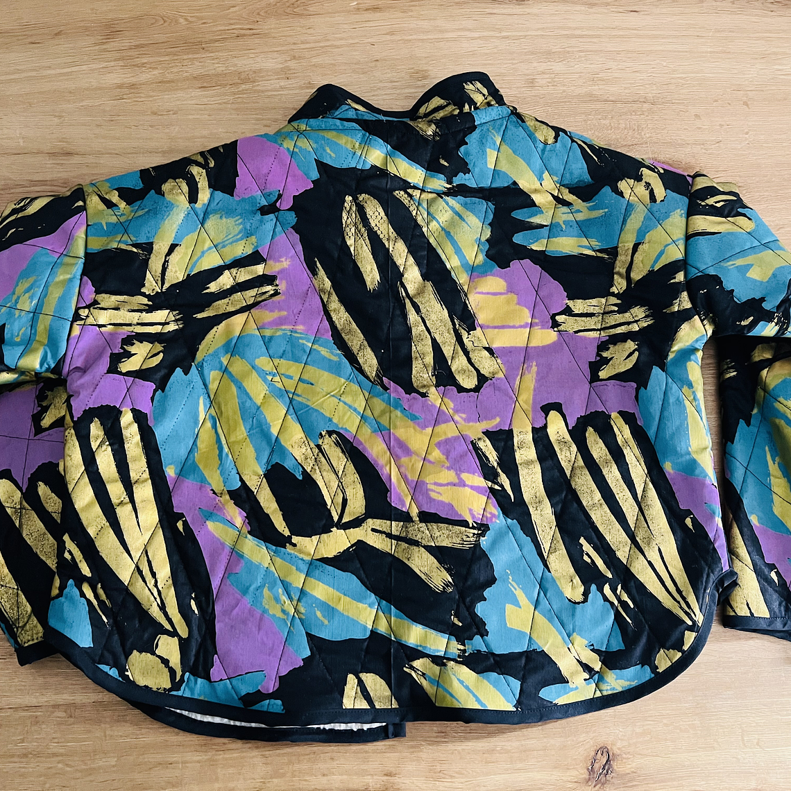 CAZADORA QUILT CON CHIPORRO  3