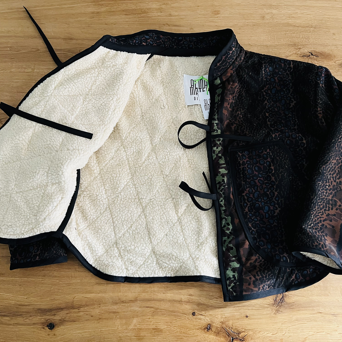 CAZADORA ACOLCHADA CON CHIPORRO 2