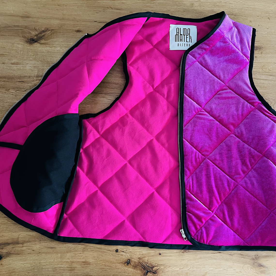 CHAQUETA SIN MANGAS  2