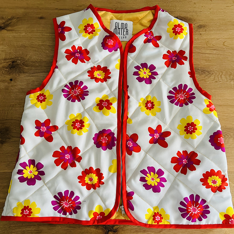 CHAQUETA SIN MANGAS  1