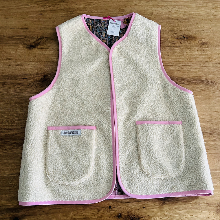 CHAQUETA SIN MANGAS REVERSIBLE  1