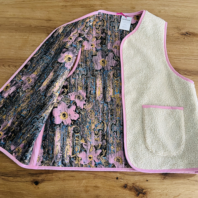 CHAQUETA SIN MANGAS REVERSIBLE  2