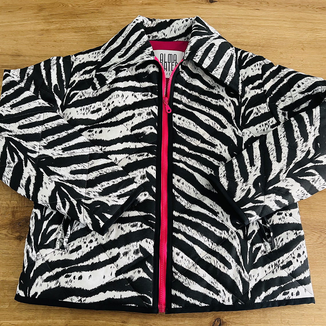 CAZADORA ACOLCHADA CON CIERRE 1