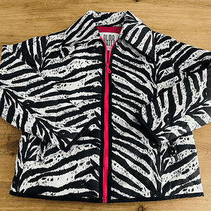 CAZADORA ACOLCHADA CON CIERRE