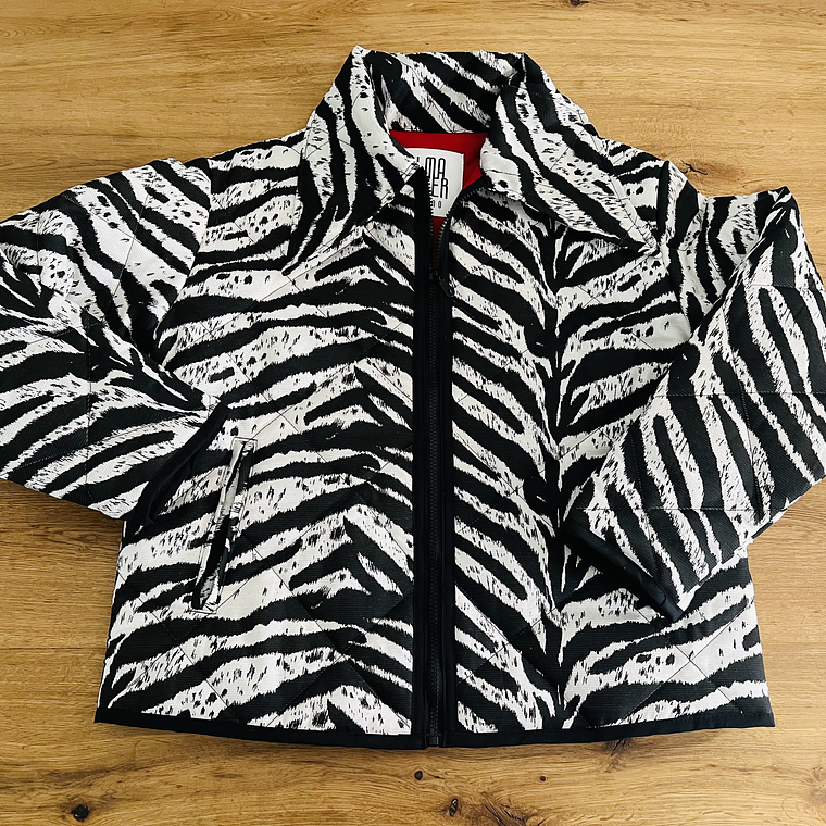 CAZADORA ACOLCHADA CON CIERRE 1