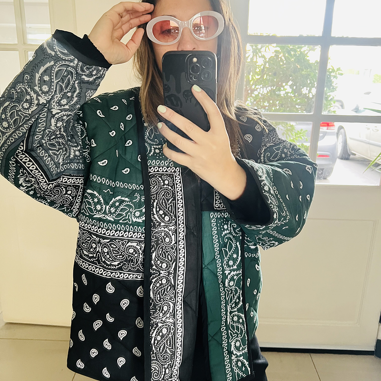 KIMONO ACOLCHADO OVERSIZED PETITE  5