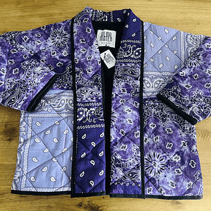 KIMONO ACOLCHADO OVERSIZED 