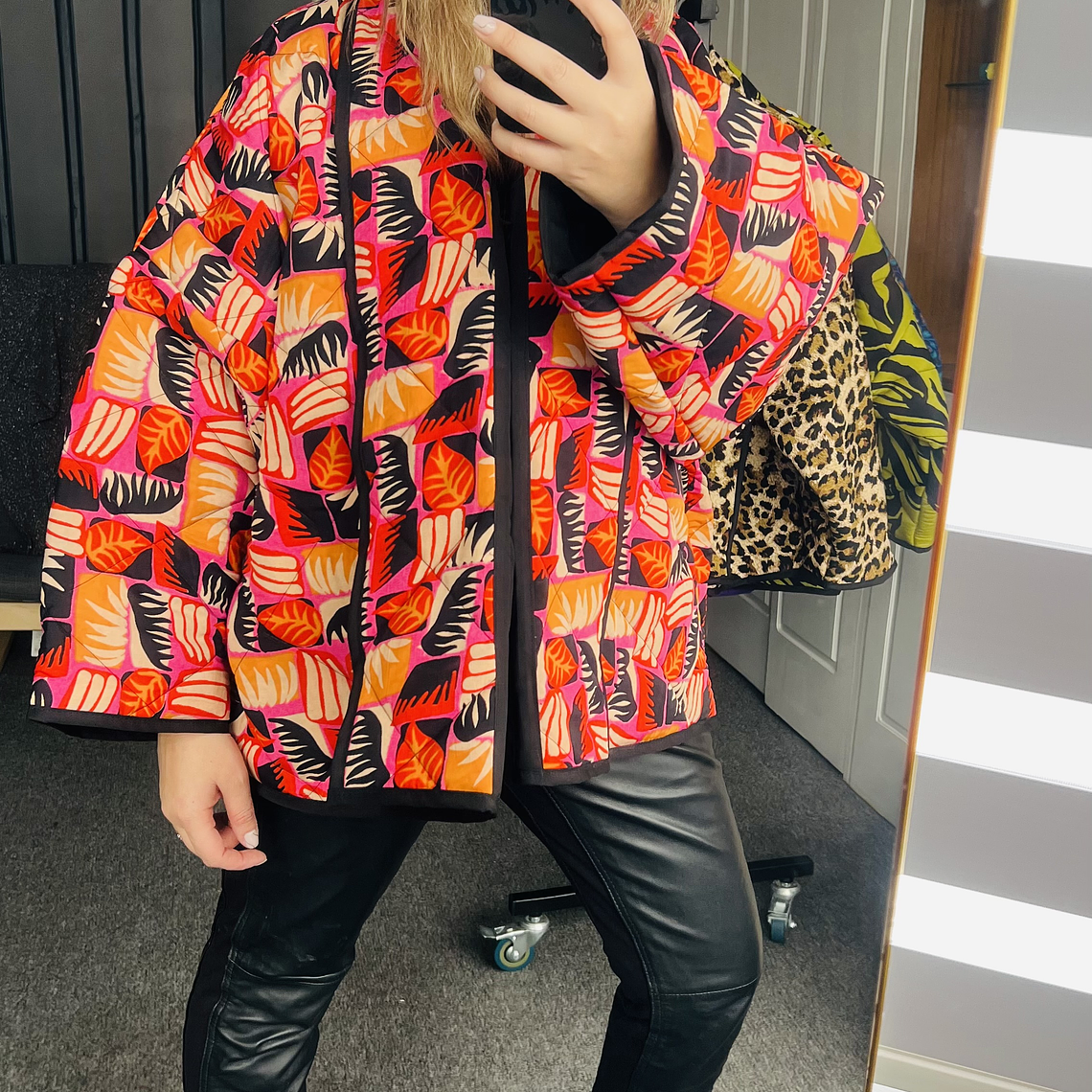 KIMONO ACOLCHADO OVERSIZED  4