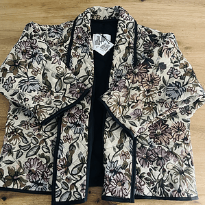 KIMONO ACOLCHADO OVERSIZED PETITE