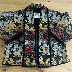 KIMONO ACOLCHADO OVERSIZED PETITE