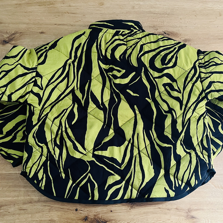 CAZADORA ACOLCHADA COLECCIÓN BRASIL  2