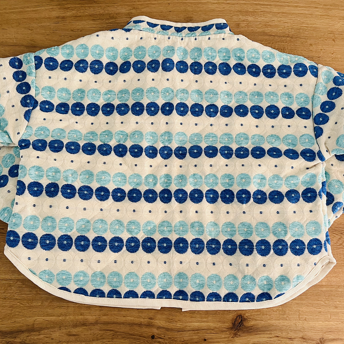 CAZADORA ACOLCHADA XL  3