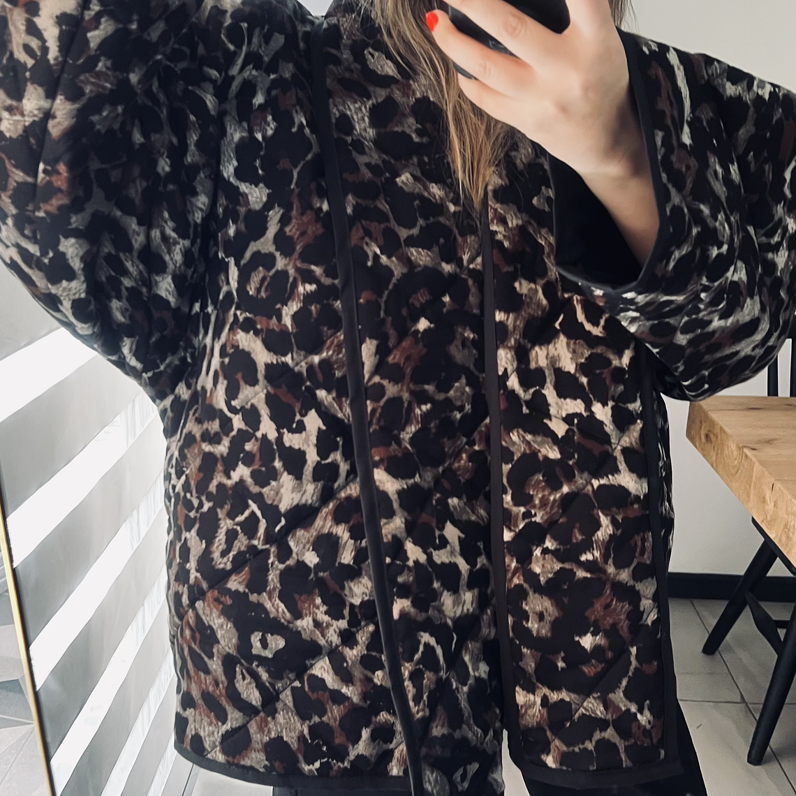 KIMONO ACOLCHADO OVERSIZED  3