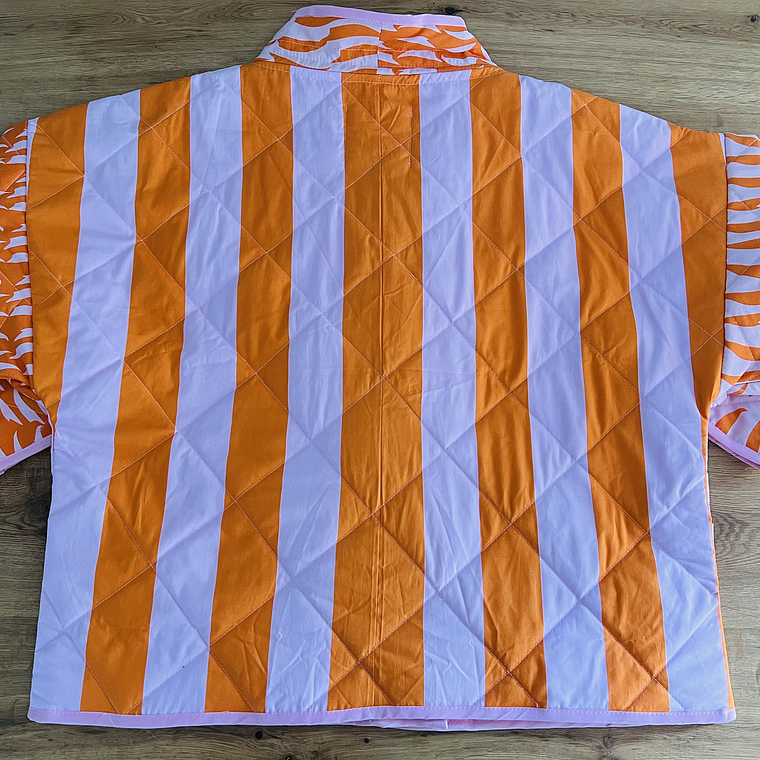 KIMONO ACOLCHADO DELGADO OVERSIZED  4