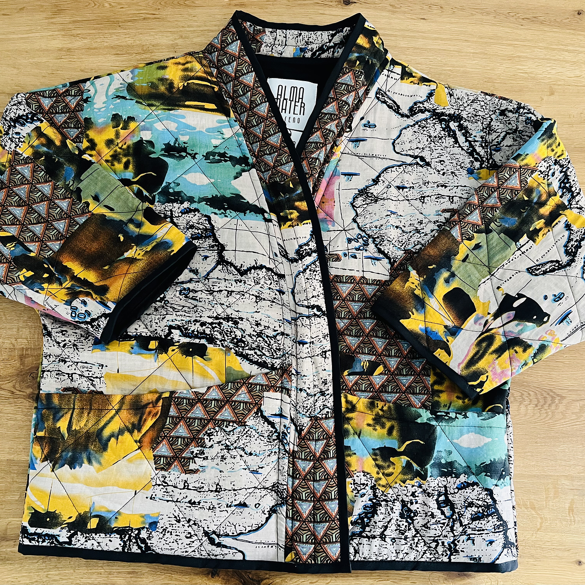 KIMONO ACOLCHADO DELGADO OVERSIZED 1