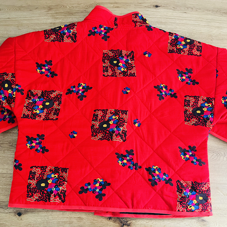 KIMONO ACOLCHADO DELGADO OVERSIZED  2