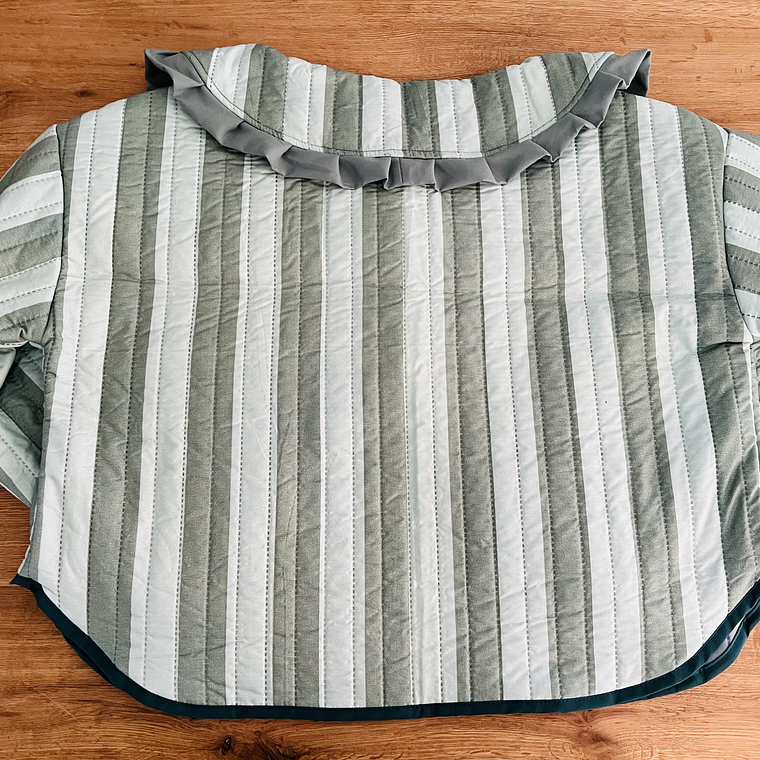 CAZADORA CUELLO VUELOS XL  2