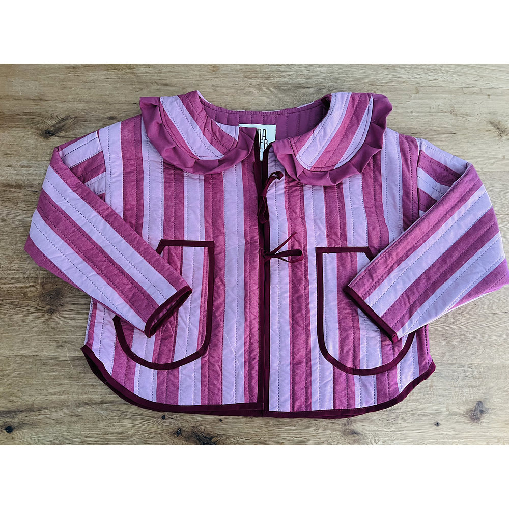 CAZADORA CUELLO VUELOS XL