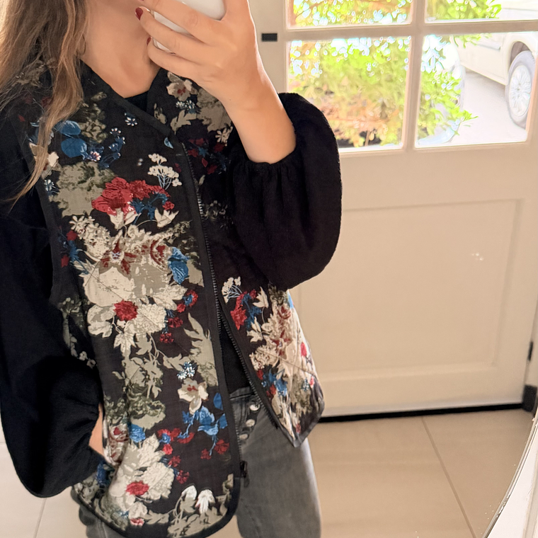 CHAQUETA SIN MANGAS  3